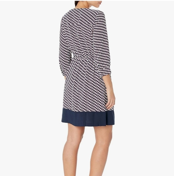 Tommy Hilfiger Women's Adaptive Shirt Dress with Magnetic Buttons - Picture 6 of 8